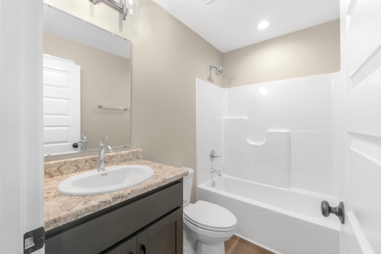 108 Oak Tree Pl