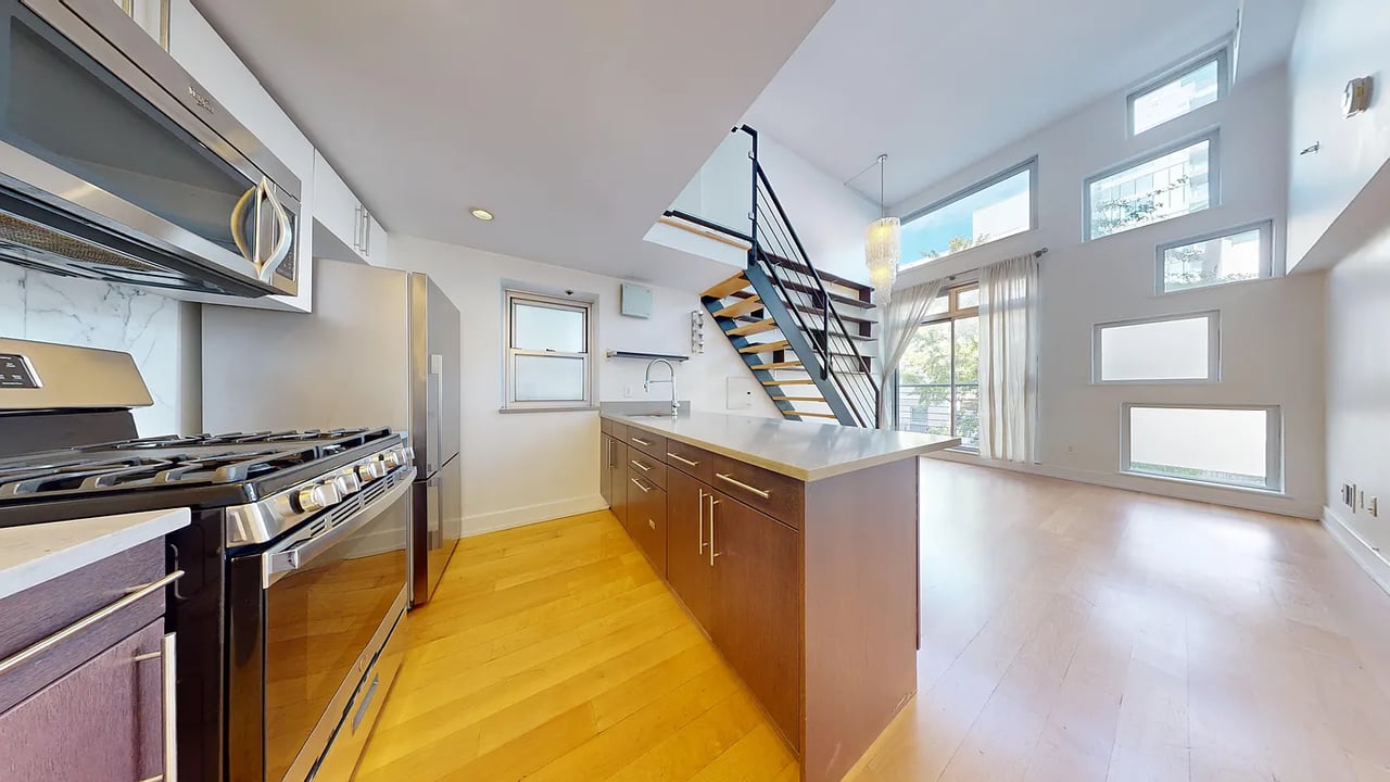 196 South 2nd Street Unit: 2D
