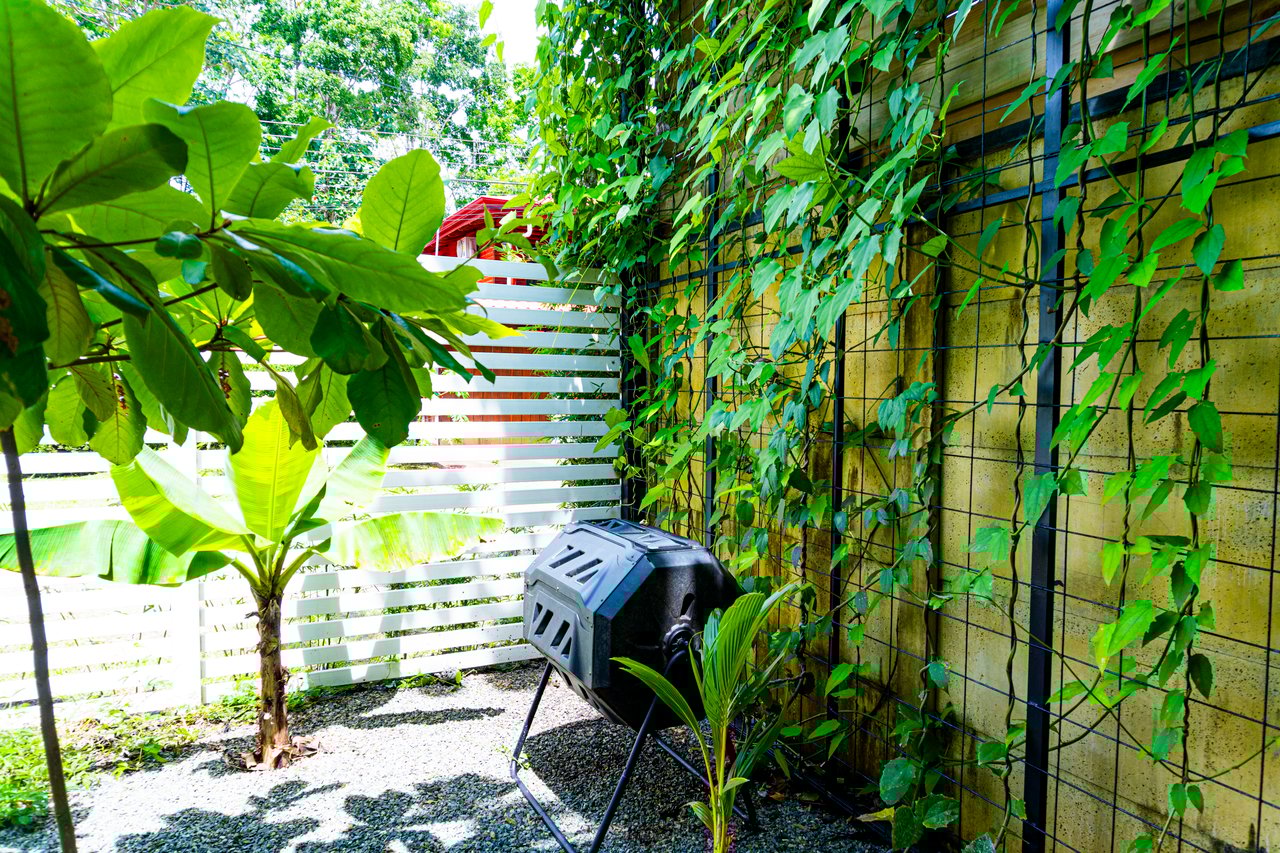 Modern Elegance Meets Tropical Lifestyle in Uvita