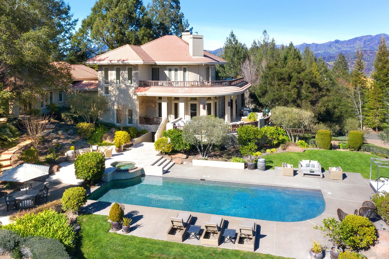 369 Kortum Canyon Rd