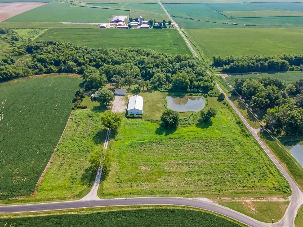 Spacious Country Home on Nearly 10 Acres – 2622 Kaiser Road 