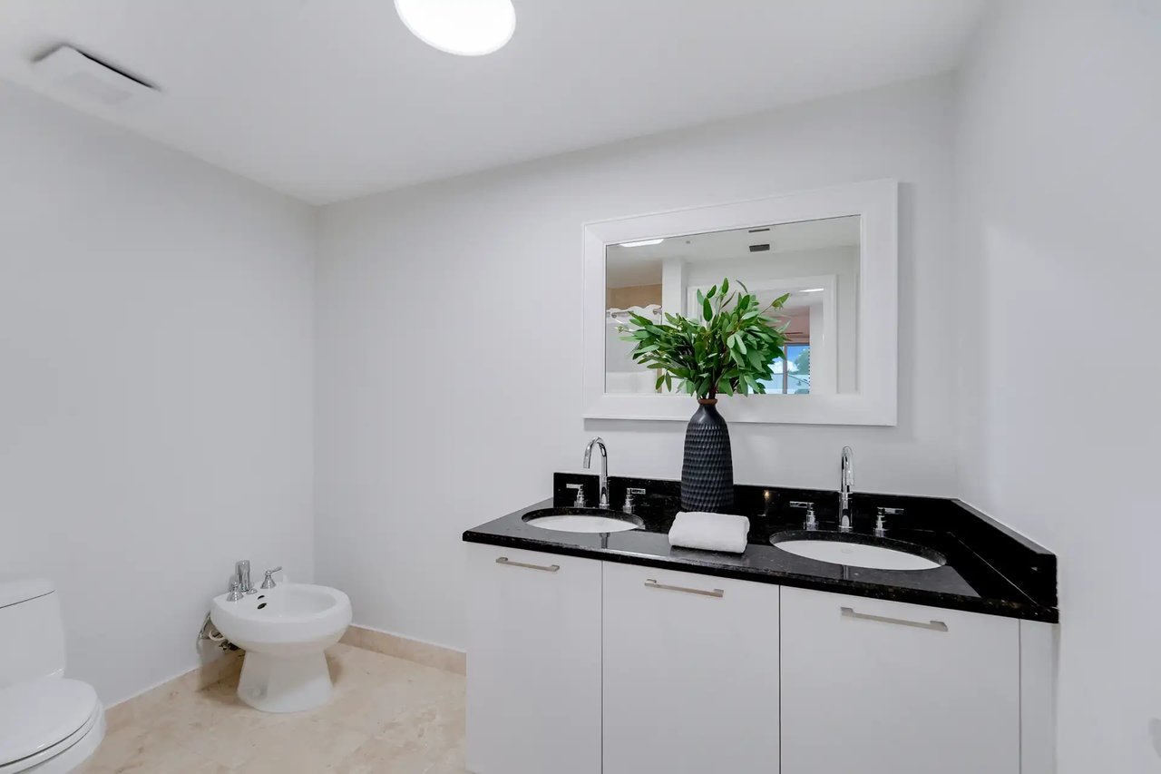 3339 Virginia Street # 301