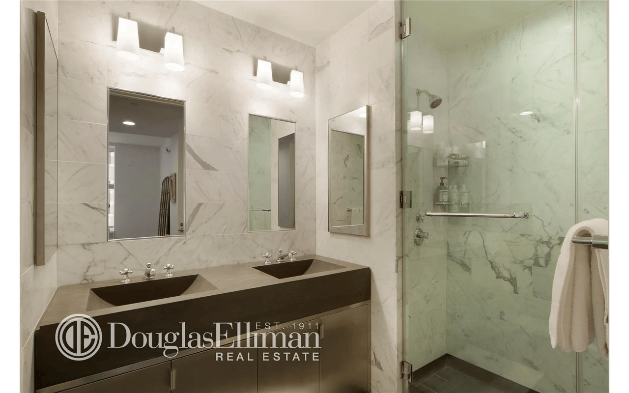 240 Park Ave S #6A