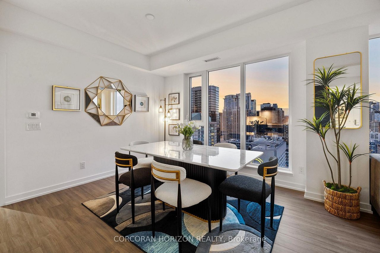 DOWNTOWN MODERN CHARM