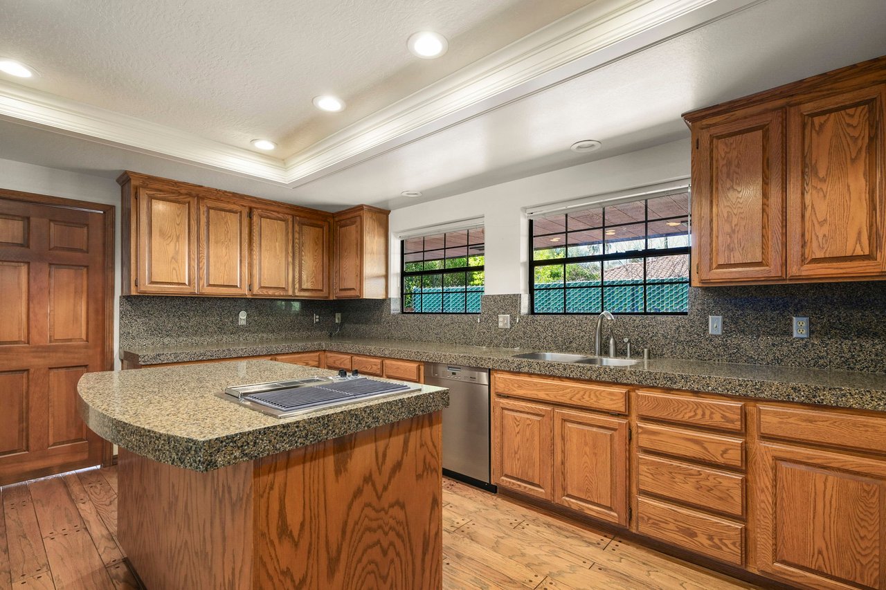 50 Amberwood Ln, Walnut Creek