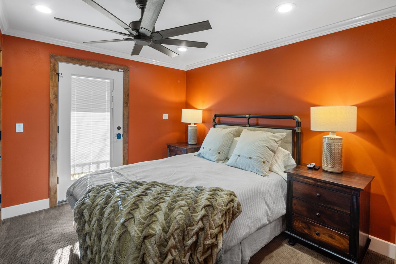 1450 Los Escondidos ST