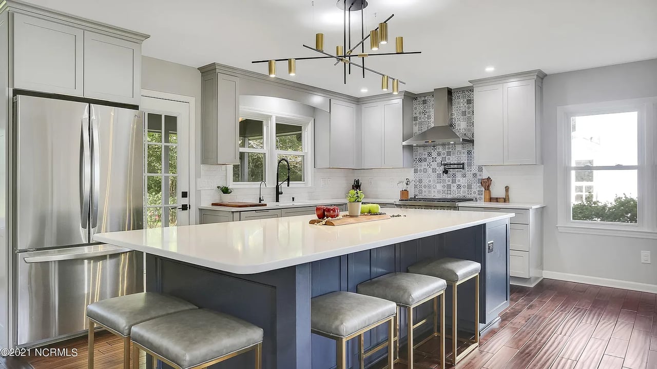 7228 Orchard Trce
