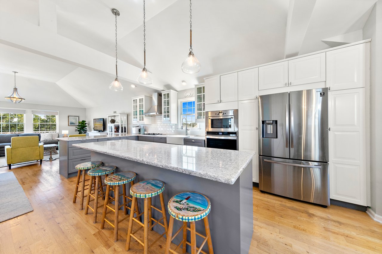 325 Iroquois Avenue, Beach Haven