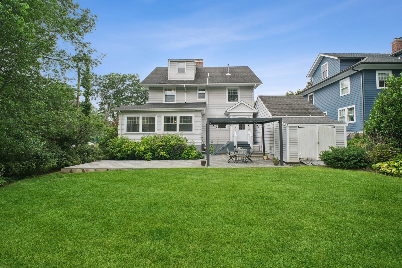 1 Winthrop Place