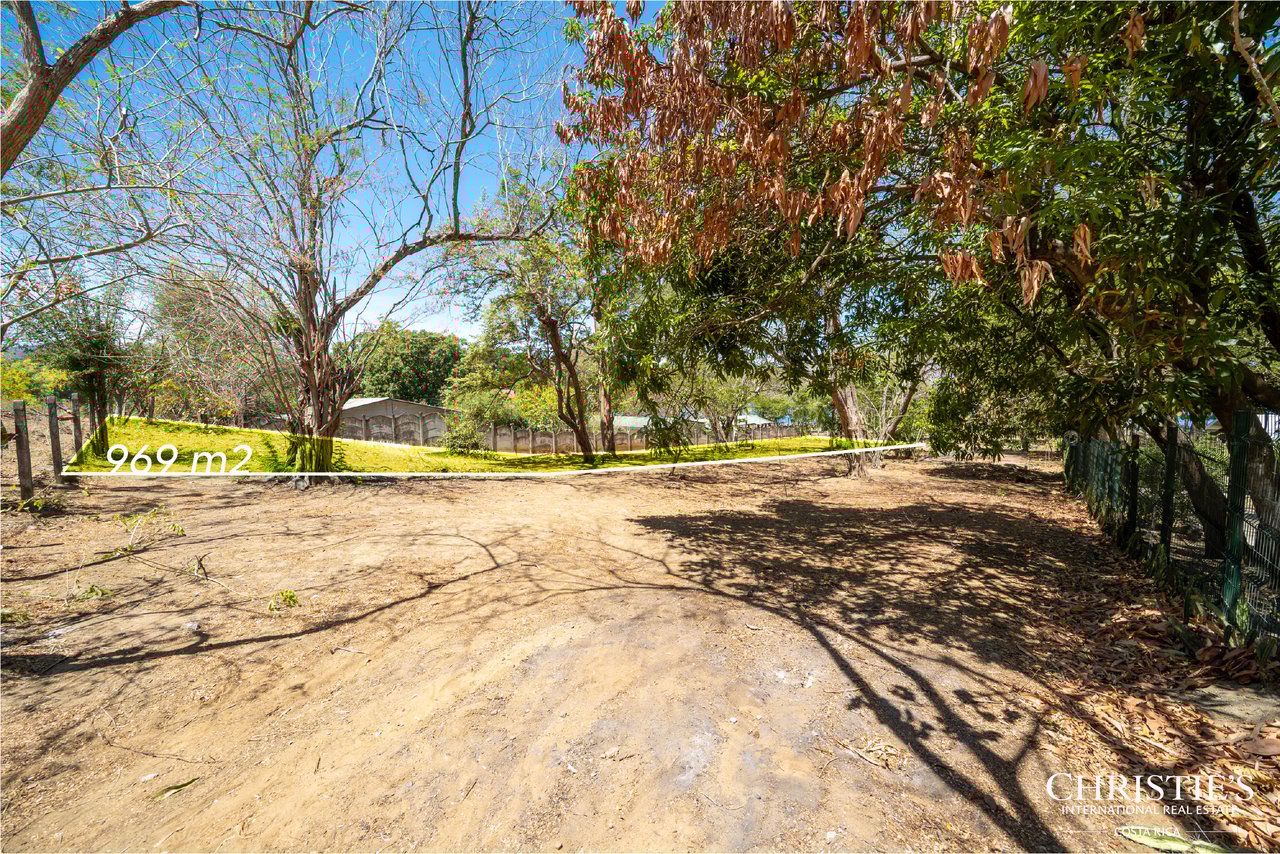 Prime Oceanfront Lot for Sale | Playa del Coco