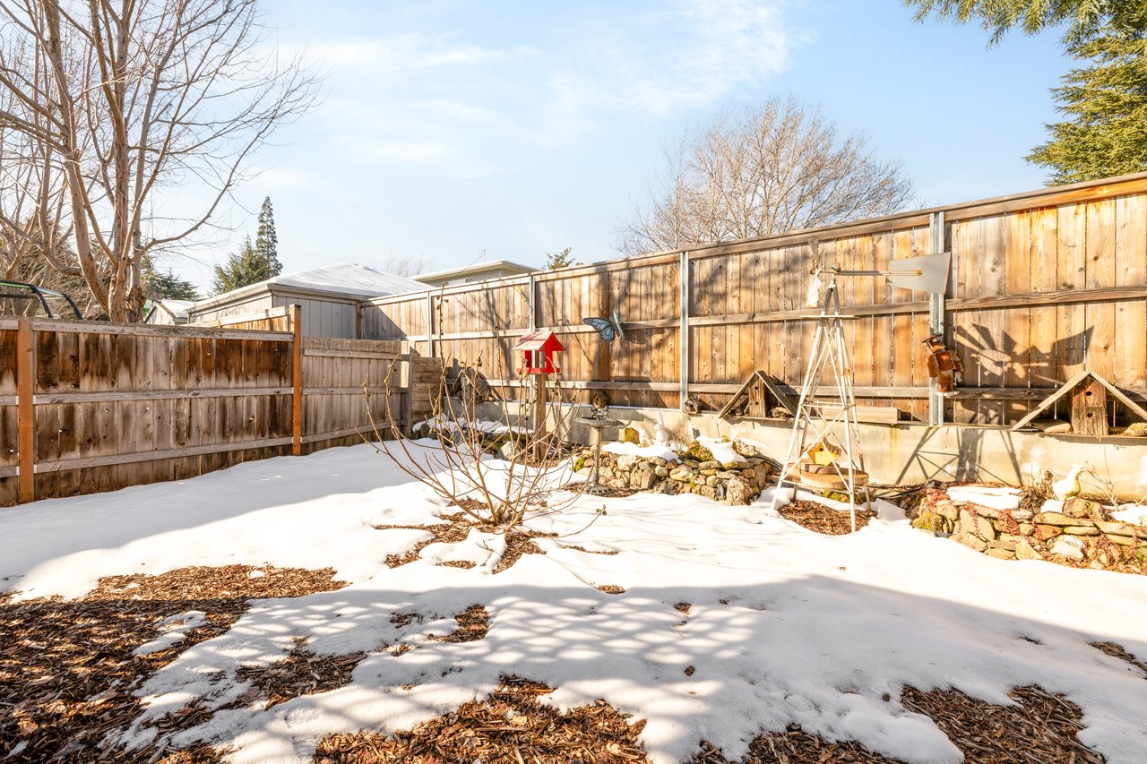 1426 Beekman