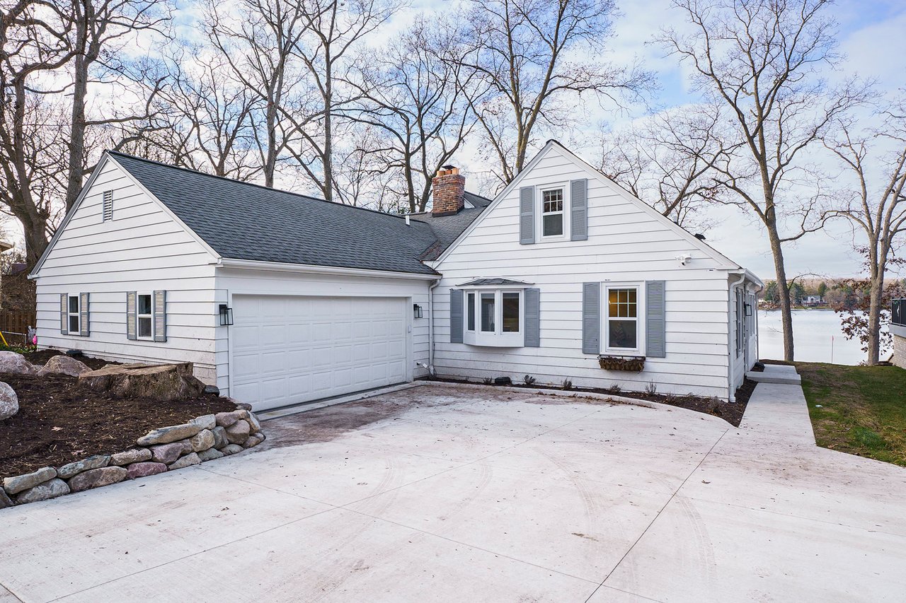 3445 Whitfield Drive 