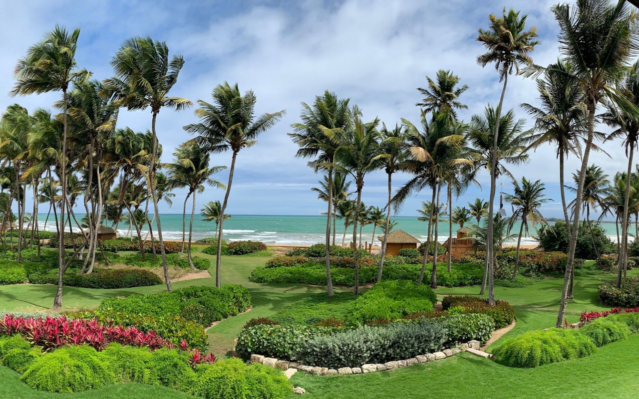 Four Seasons Bahia Beach