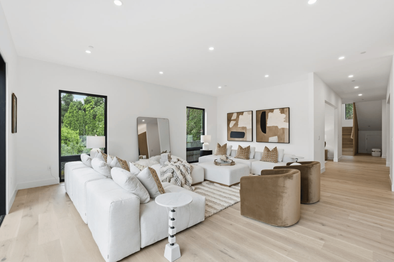 275 Hubbard Ave, Redwood City, CA 94062