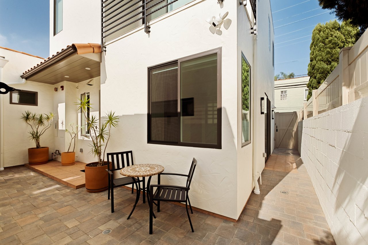 2325 27th St #B, Sunset Park