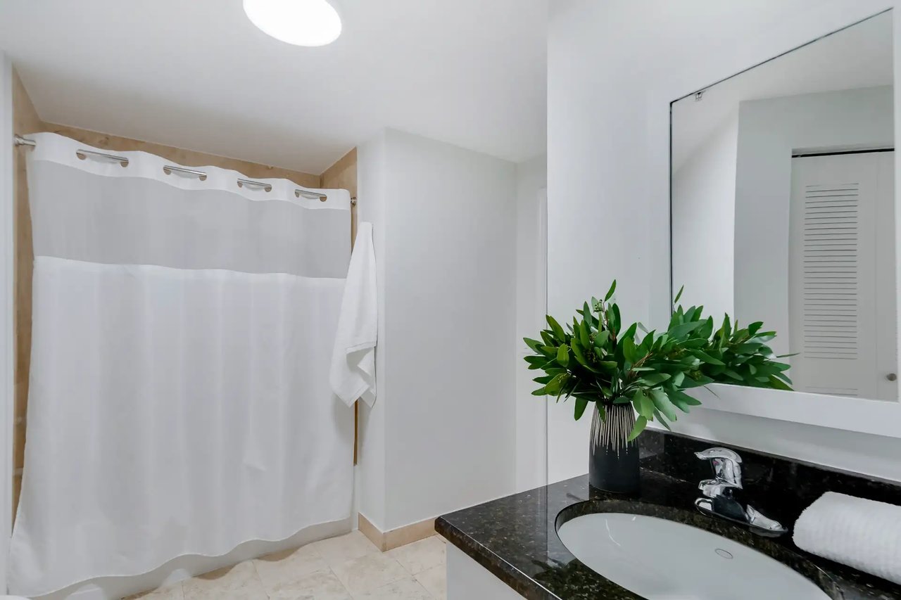 3339 Virginia Street # 301