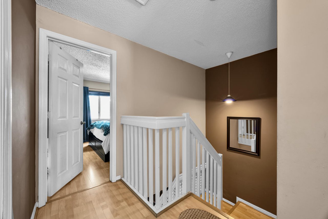 Lakefront Townhouse in Pembroke Pines