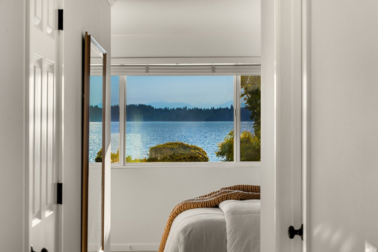 6620 Lake Washington Boulevard NE Unit: 101