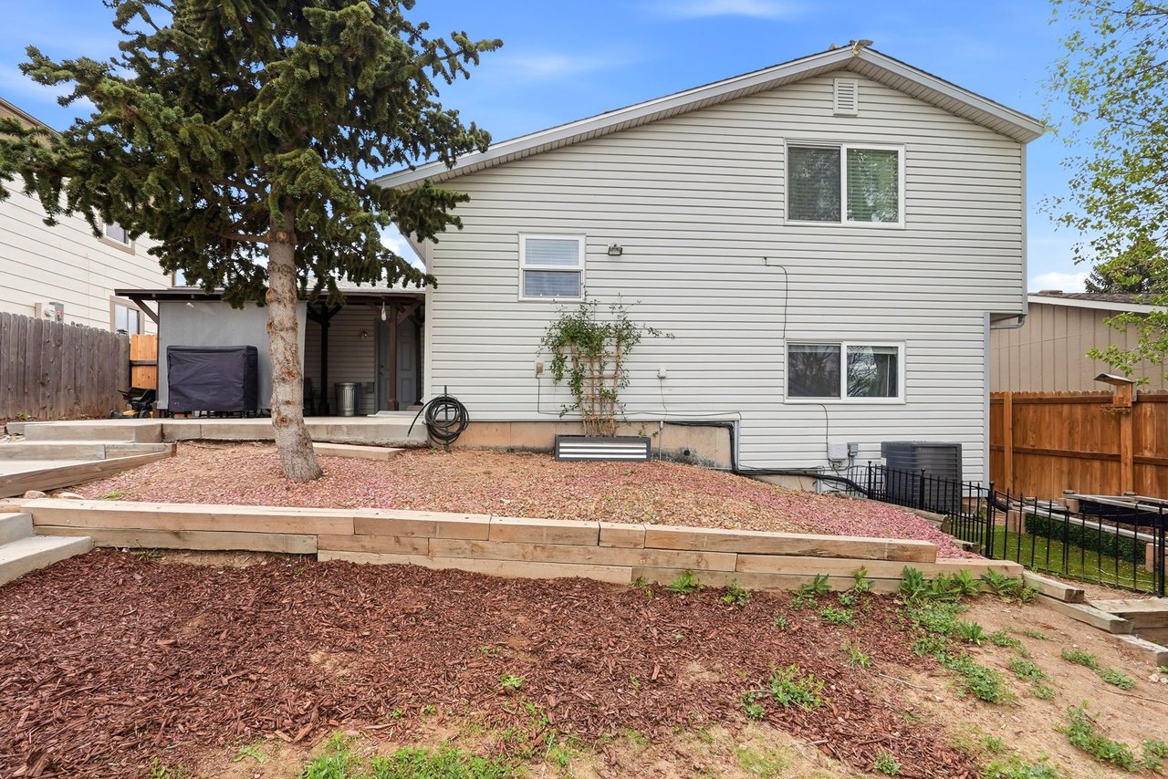 3820 Soft Breeze Way