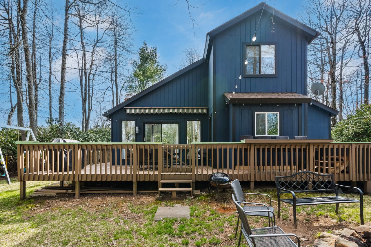 112 Crazy Horse Court