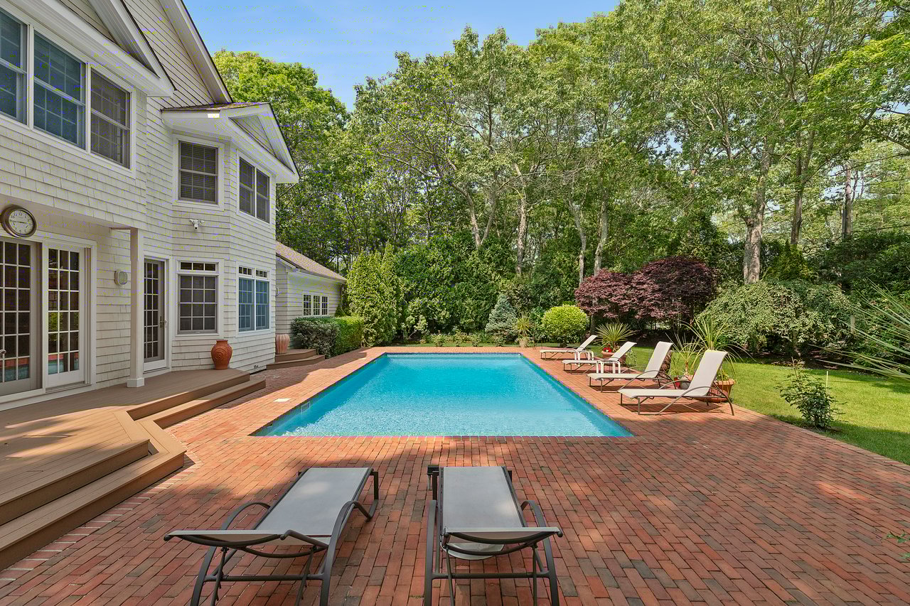 3 WHITNEY LANE, WAINSCOTT SOUTH. $3,950,000
