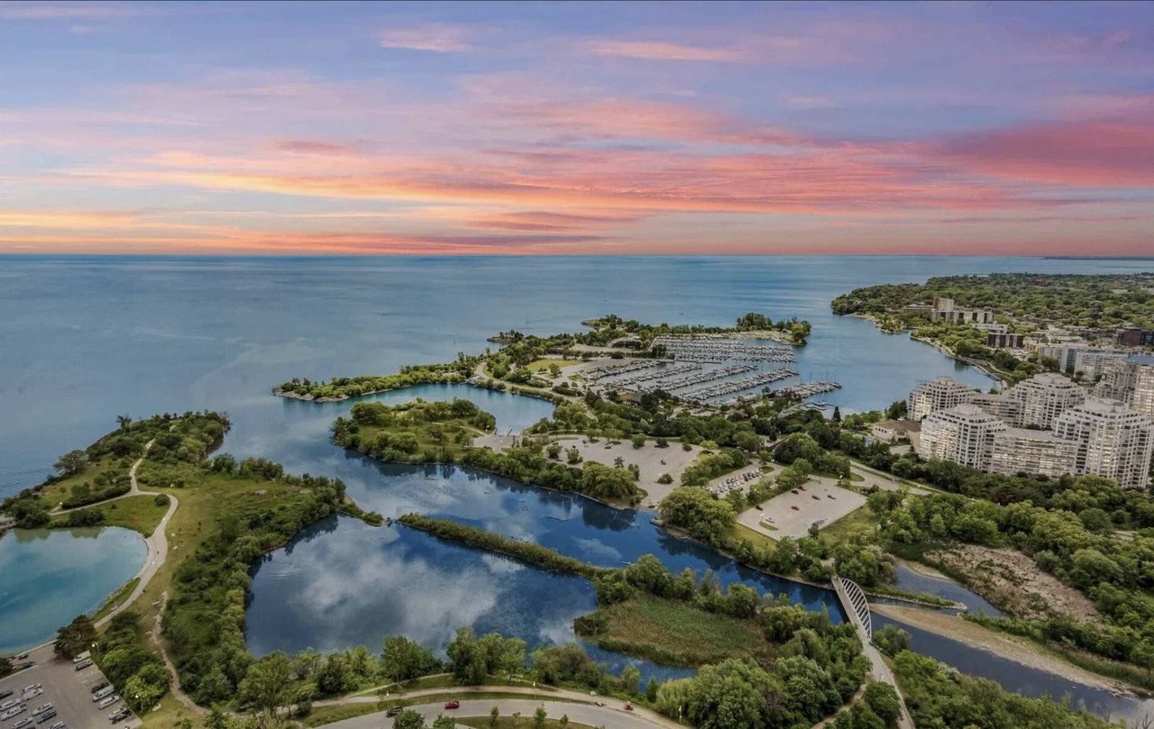 20 Shore Breeze Dr Unit: 4401