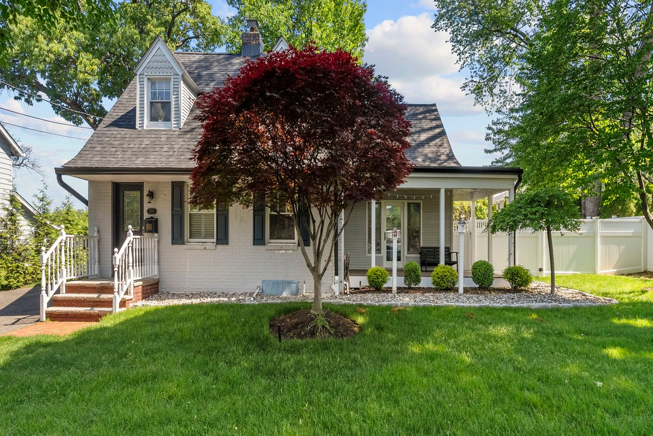200 Hillside Ave, River Edge, NJ 07661