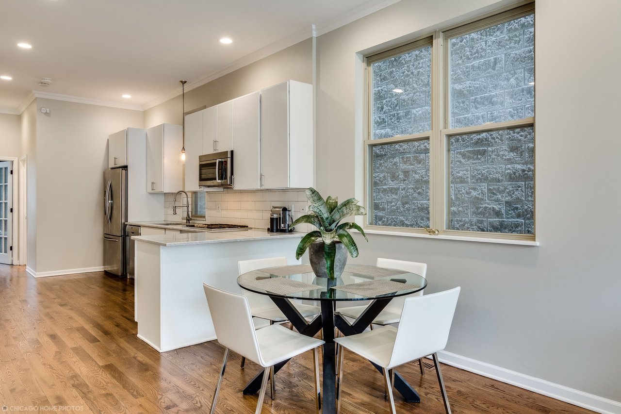 Just Listed – Wicker Park Duplex – 2136 W Crystal #1