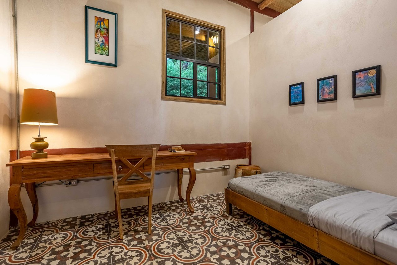 A Handcrafted Residence Immersed in Nature Above the Canopy Ocean View Architectural Home