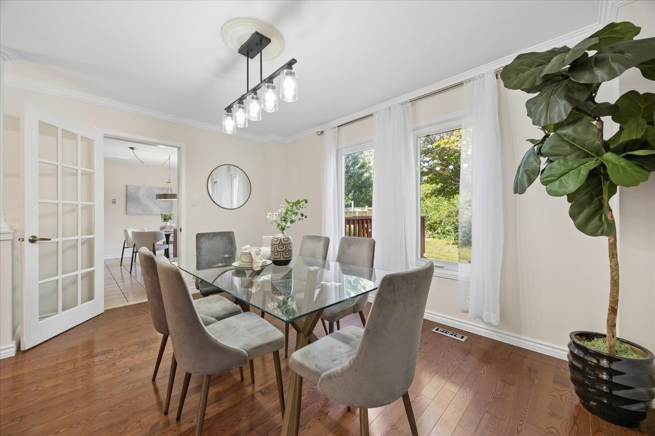 32 Valley Centre Drive