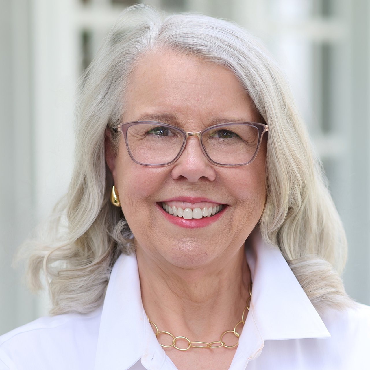 Fran Miller Charlotte, NC Real Estate Agent Headshot