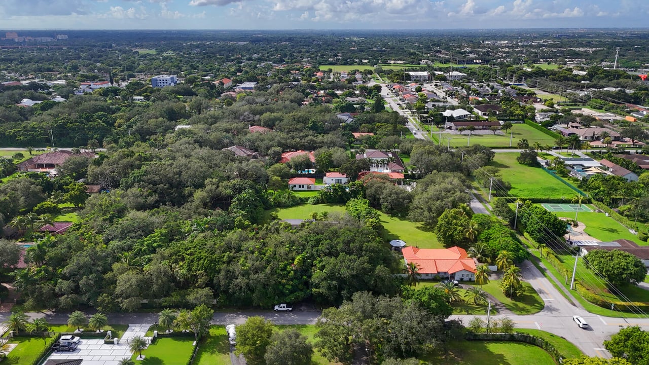 $1.7M Sale Sets the Stage for New Construction