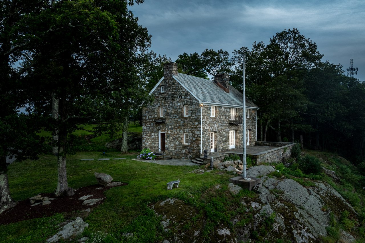 401 Woodmont Road