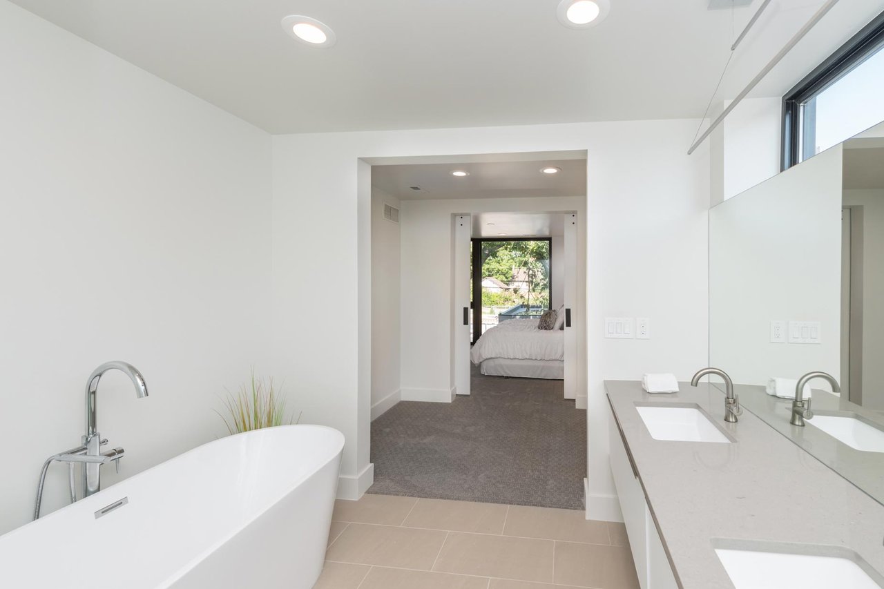 4021 + 4025 Bryant Street | Sunnyside