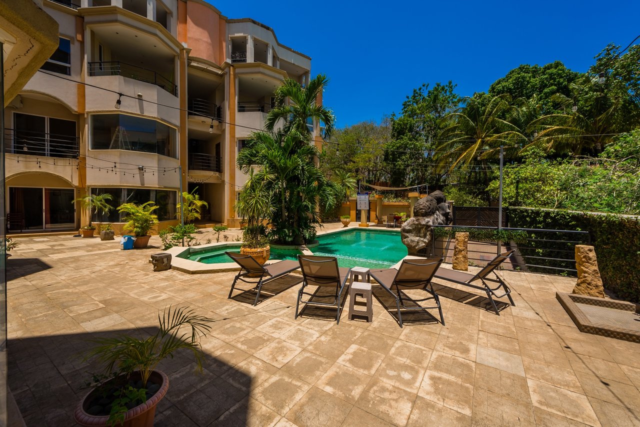 Portofino A1 | Tropical 2-Bedroom Condo Just 200m from Tamarindo Beach