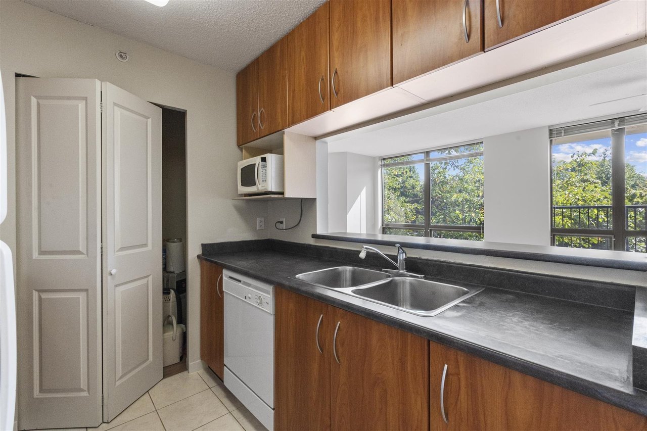 3663 Crowley Dr, #211