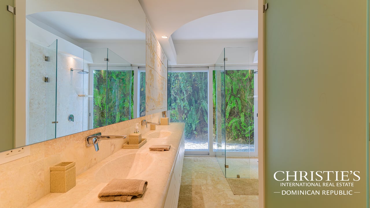 Luxury Ocean View Villa in the Puerto Bahía Resort Community