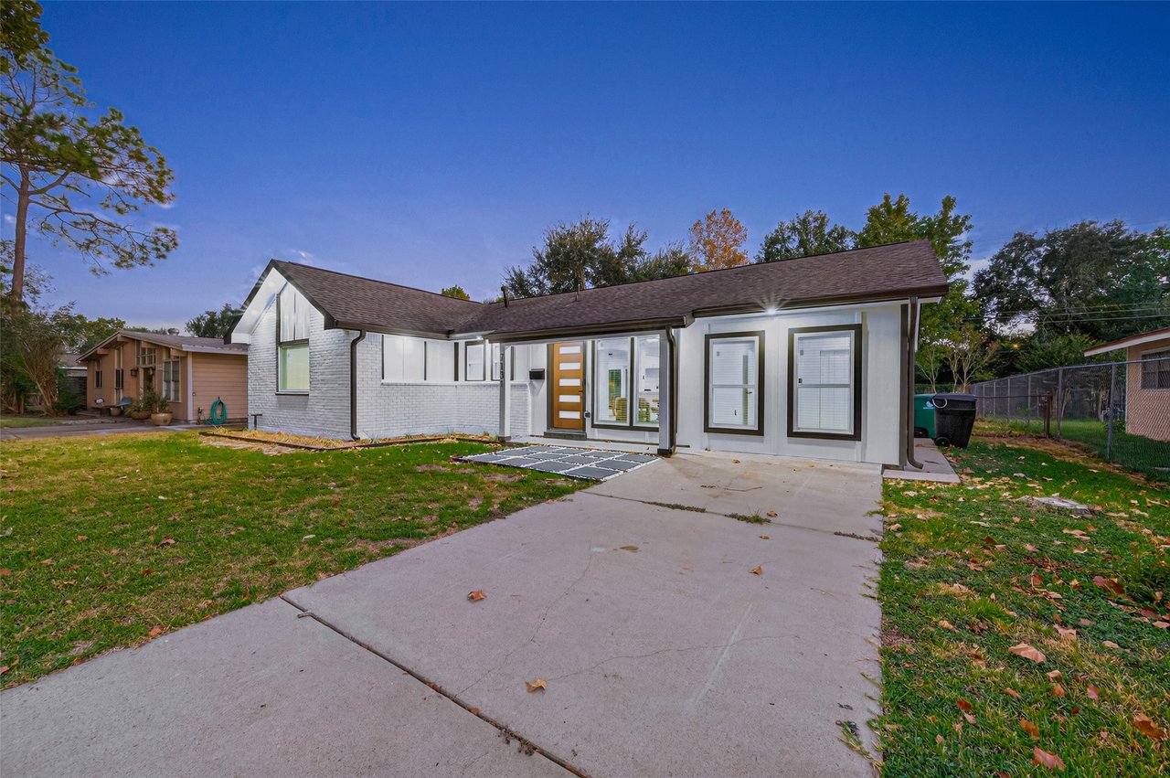 7131 Mobud DR