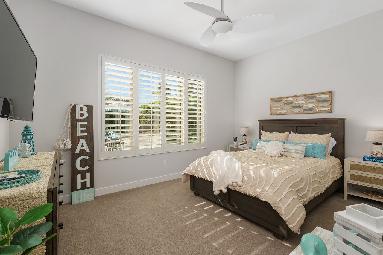 Poolside & Par on San Mateo