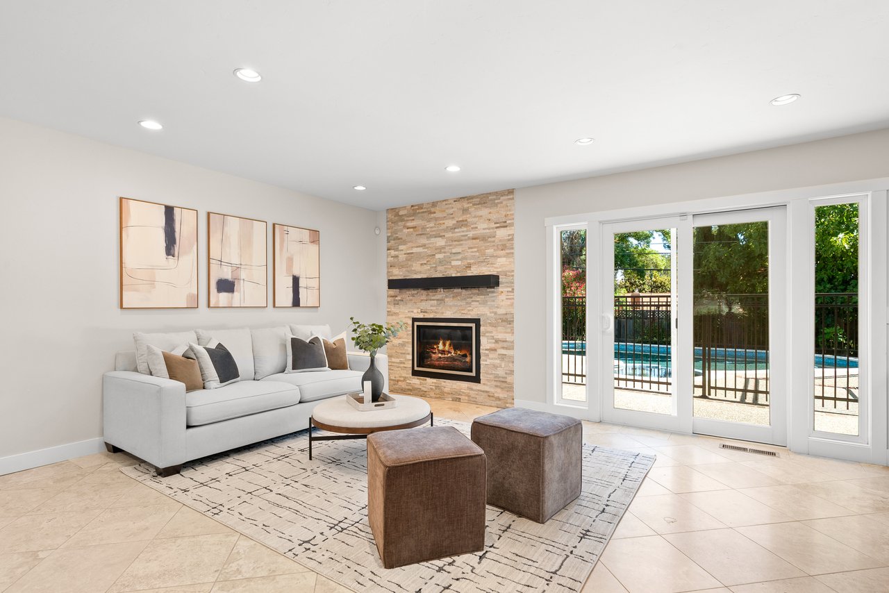 247 Marchmont Dr