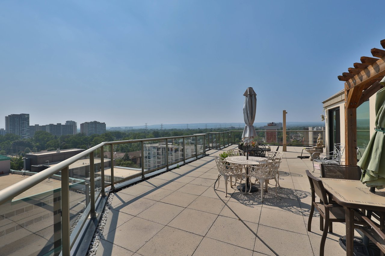 1103-415 Locust Street, Burlington