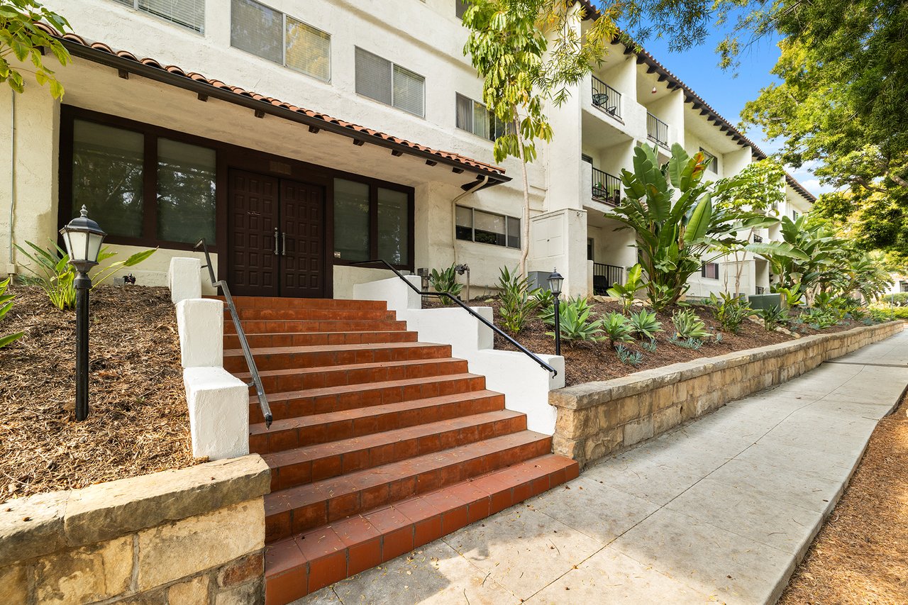 New Listing! 1701 Anacapa St #17, Santa Barbara | Offered at $939,000