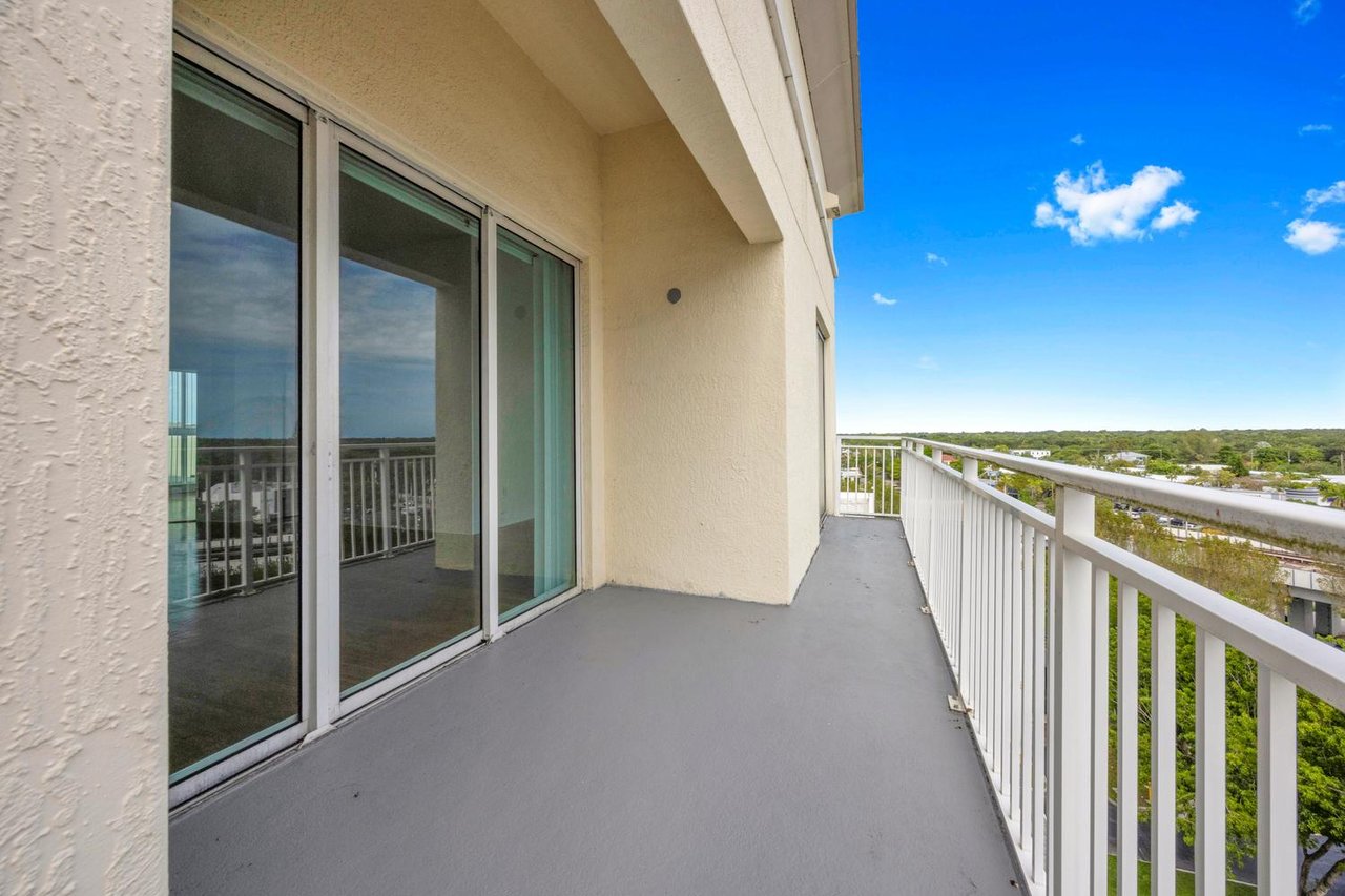 Penthouse Living in Downtown Dadeland