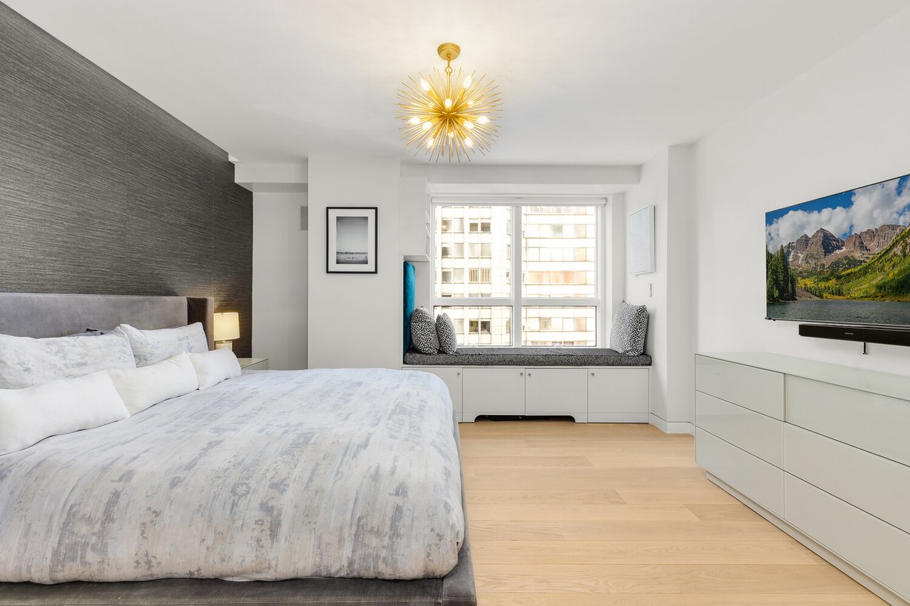 146 W 57TH Street 42D