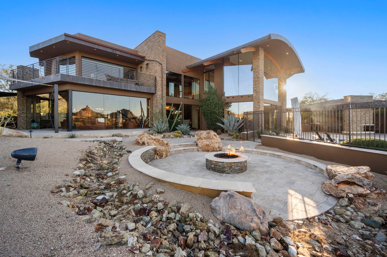 10570 E Pinnacle Peak Road