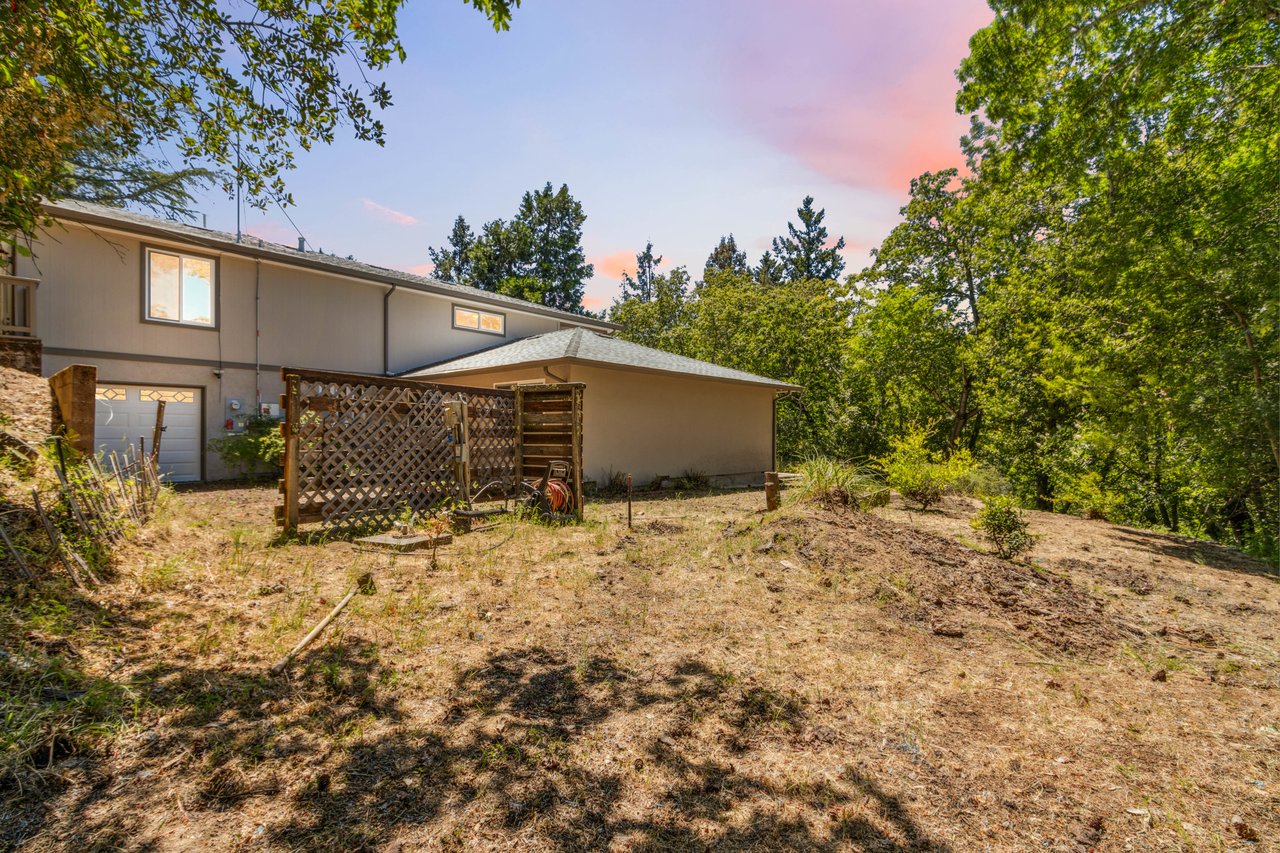 24895 Skyland Road