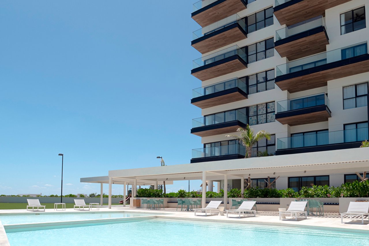 Yucalpetén Resort Marina