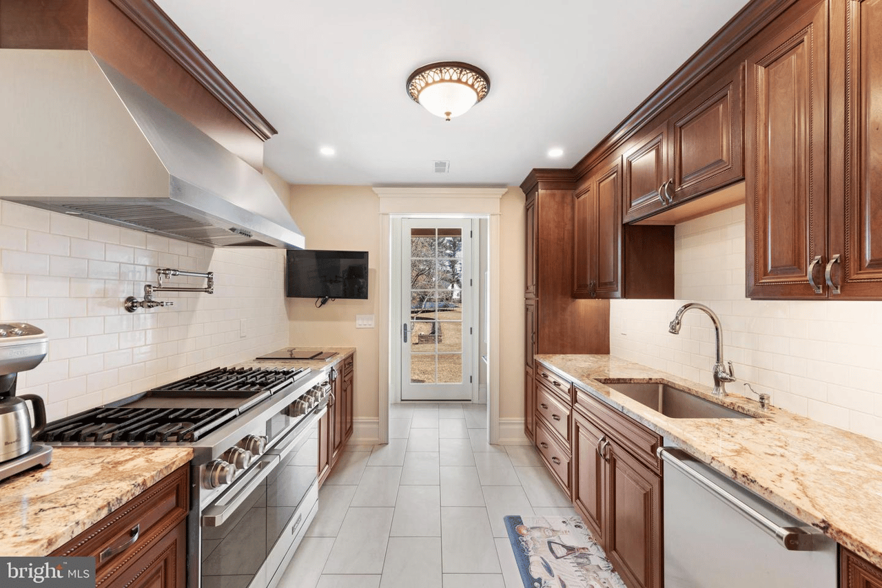 209 Stenton Ave, Blue Bell, PA 19422