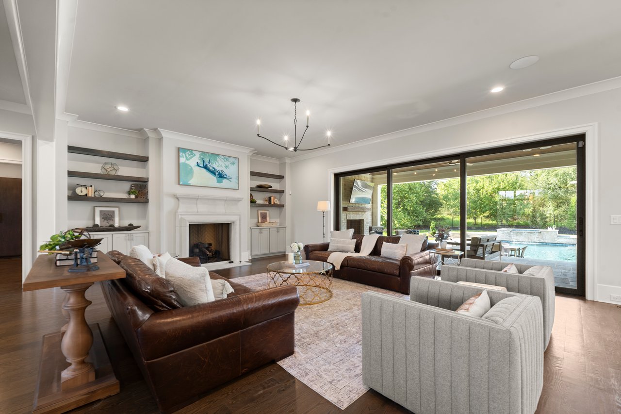  10160 Cedar Ridge Drive