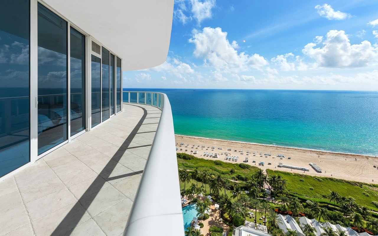 Discover the Tranquil Paradise of the Leeward Community